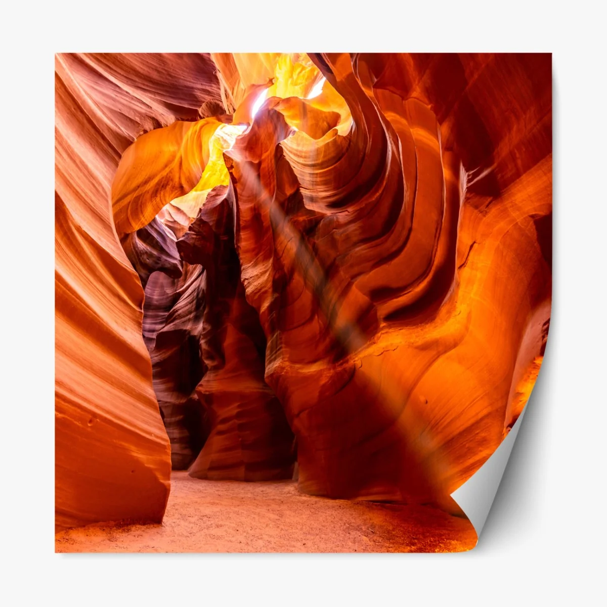 Naklejka repozycjonowalna Kanion Antylopy światło i pofałdowane piaskowce – Wallissimo® Naklejka repozycjonowalna Kanion Antylopy światło i pofałdowane piaskowce – Wallissimo®