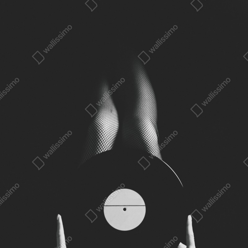 Naklejka repozycjonowalna płyta winylowa i nogi w kabaretkach – Wallissimo® Naklejka repozycjonowalna płyta winylowa i nogi w kabaretkach – Wallissimo®