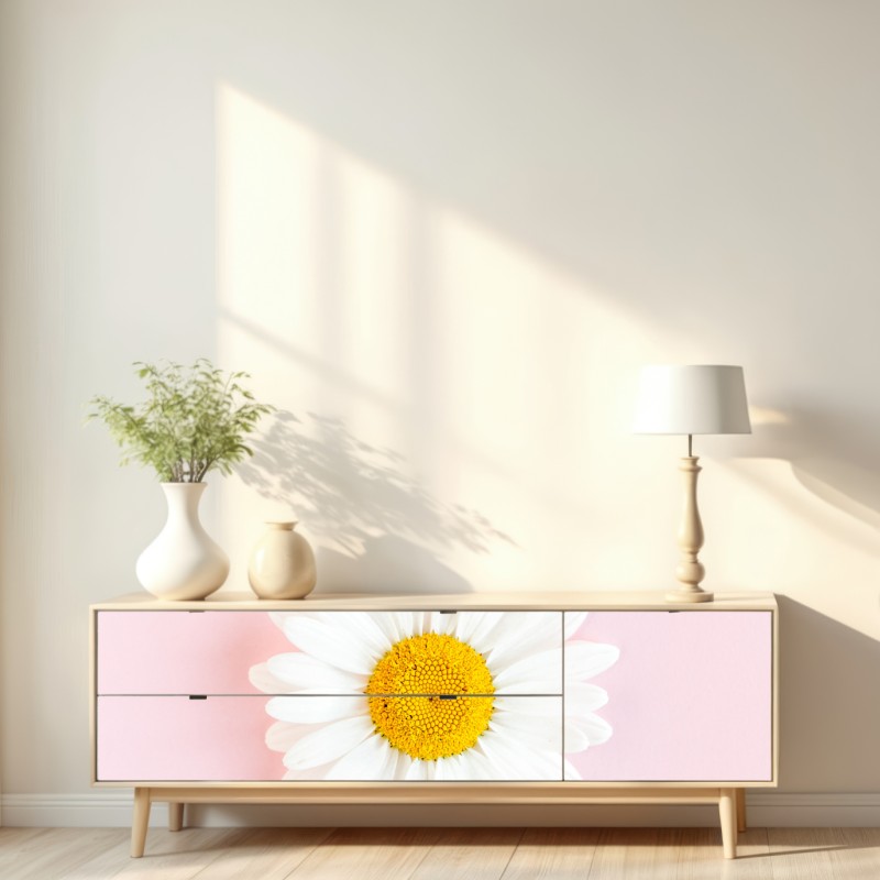 Naklejka repozycjonowalna biała stokrotka na pastelowym różowym tle – Wallissimo® Naklejka repozycjonowalna biała stokrotka na pastelowym różowym tle – Wallissimo®