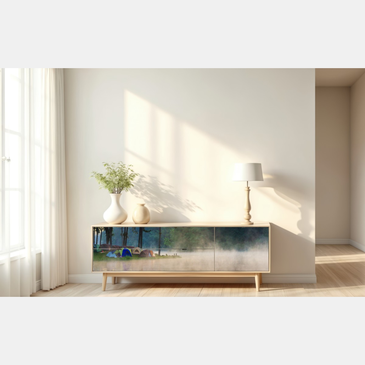 Naklejka repozycjonowalna poranna mgła nad jeziorem Pang Oung, Mae Hong Son – Wallissimo® Naklejka repozycjonowalna poranna mgła nad jeziorem Pang Oung, Mae Hong Son – Wallissimo®