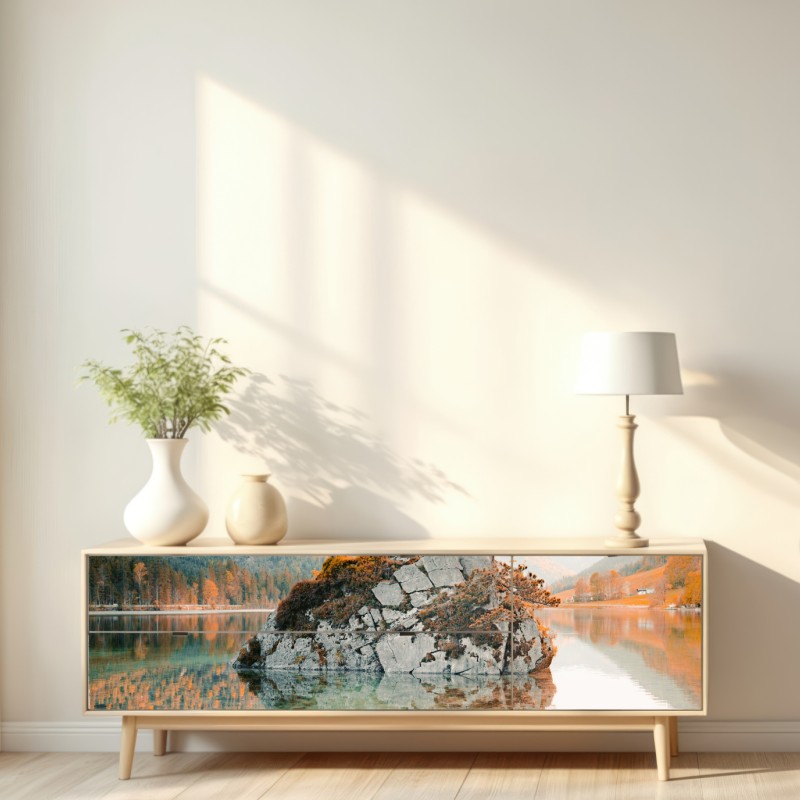 Naklejka repozycjonowalna słoneczna skalna wyspa nad jeziorem Hintersee – Wallissimo® Naklejka repozycjonowalna słoneczna skalna wyspa nad jeziorem Hintersee – Wallissimo®