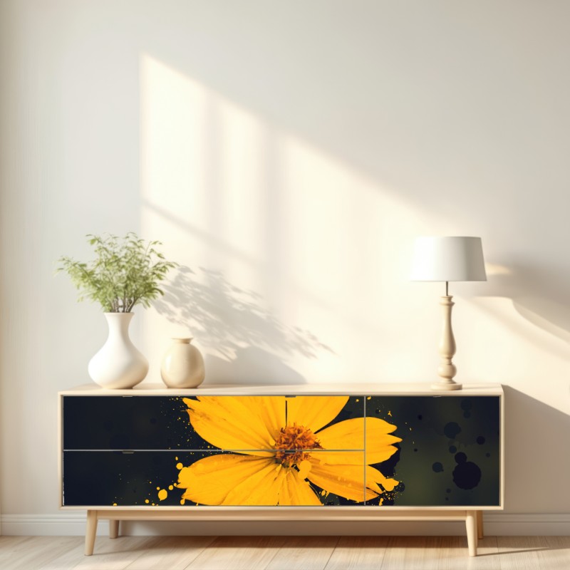 Naklejka repozycjonowalna intensywny żółty kwiat na ciemnym tle – Wallissimo® Naklejka repozycjonowalna intensywny żółty kwiat na ciemnym tle – Wallissimo®