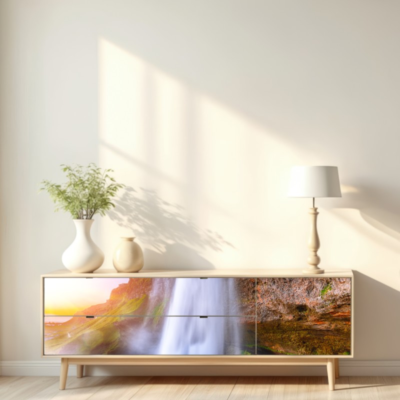 Naklejka repozycjonowalna Seljalandsfoss wodospad o zachodzie słońca – Wallissimo® Naklejka repozycjonowalna Seljalandsfoss wodospad o zachodzie słońca – Wallissimo®