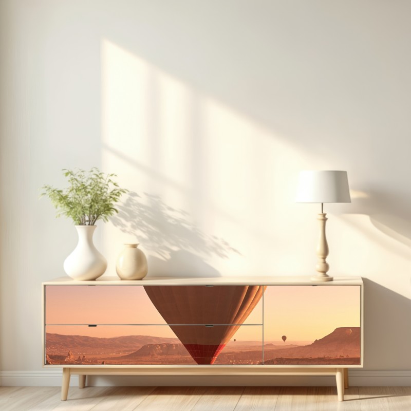 Naklejka repozycjonowalna balon nad Kapadocją o wschodzie słońca – Wallissimo® Naklejka repozycjonowalna balon nad Kapadocją o wschodzie słońca – Wallissimo®