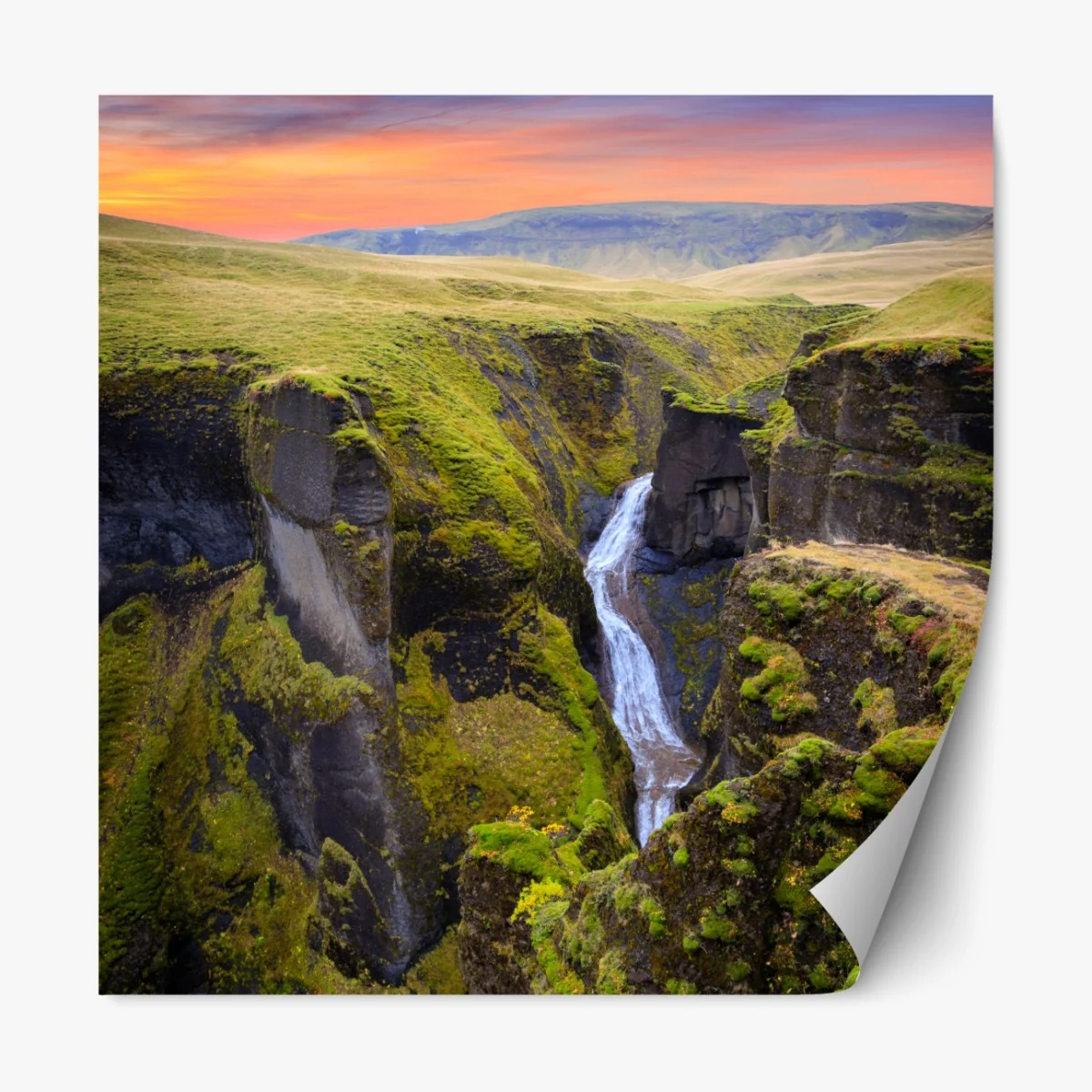 Naklejka repozycjonowalna Fjadrargljufur kanion o zachodzie słońca – Wallissimo® Naklejka repozycjonowalna Fjadrargljufur kanion o zachodzie słońca – Wallissimo®