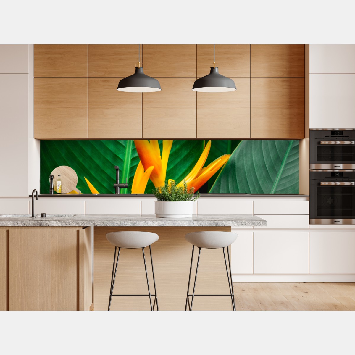 Naklejka repozycjonowalna żywa heliconia na zielonych liściach – Wallissimo® Naklejka repozycjonowalna żywa heliconia na zielonych liściach – Wallissimo®