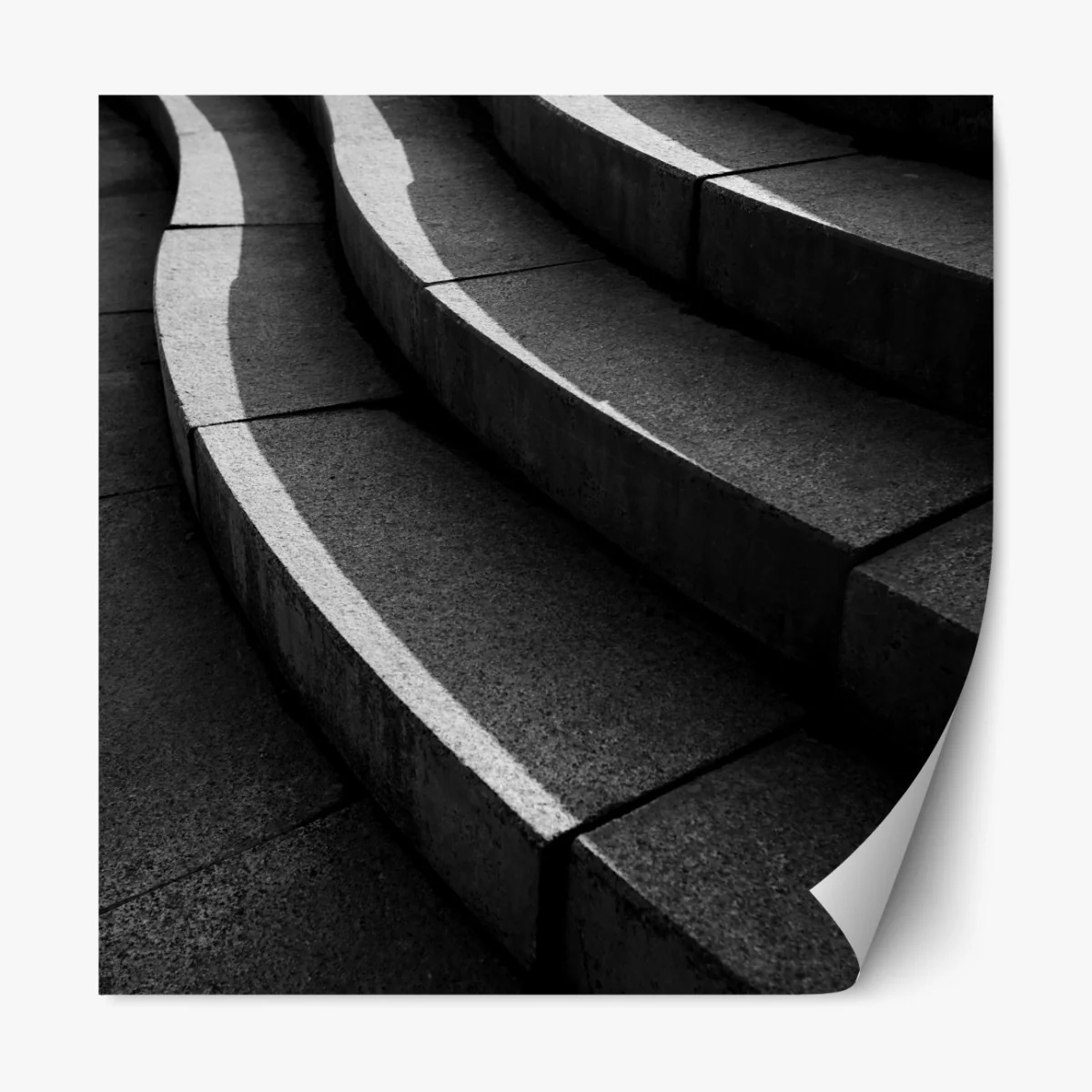 Naklejka repozycjonowalna zakrzywione betonowe schody w cieniu – Wallissimo® Naklejka repozycjonowalna zakrzywione betonowe schody w cieniu – Wallissimo®