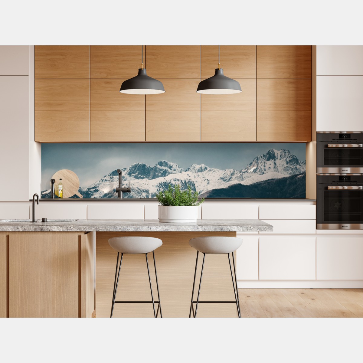 Naklejka repozycjonowalna wydmy pustyni pod zaśnieżonymi szczytami – Wallissimo® Naklejka repozycjonowalna wydmy pustyni pod zaśnieżonymi szczytami – Wallissimo®