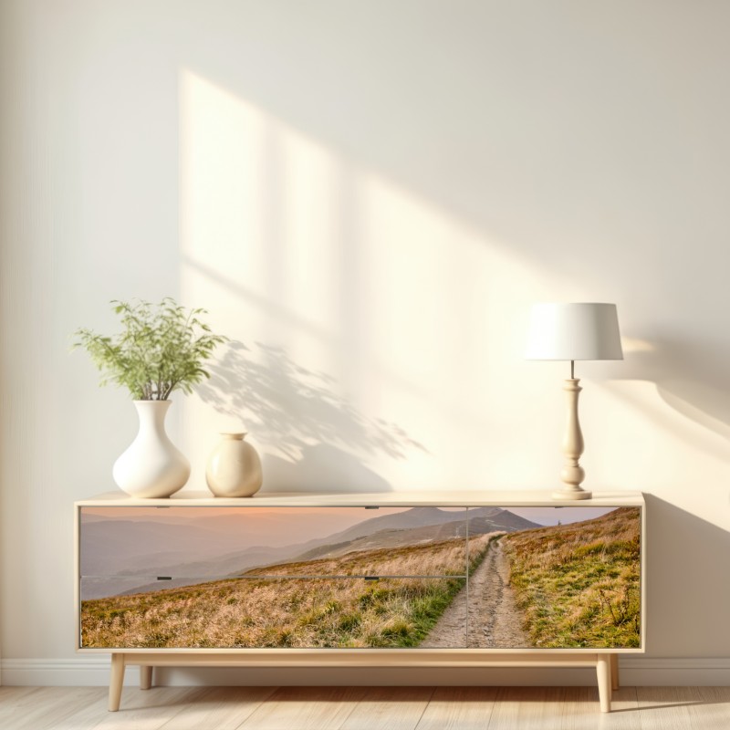 Naklejka repozycjonowalna szlak o zachodzie słońca w Bieszczadach – Wallissimo® Naklejka repozycjonowalna szlak o zachodzie słońca w Bieszczadach – Wallissimo®