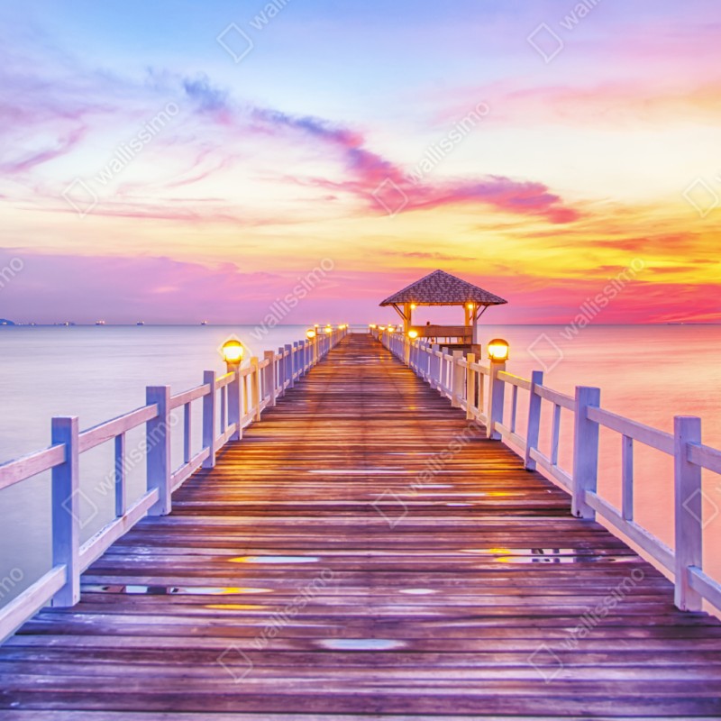 Naklejka repozycjonowalna molo o zachodzie słońca nad spokojnym horyzontem – Wallissimo® Naklejka repozycjonowalna molo o zachodzie słońca nad spokojnym horyzontem – Wallissimo®