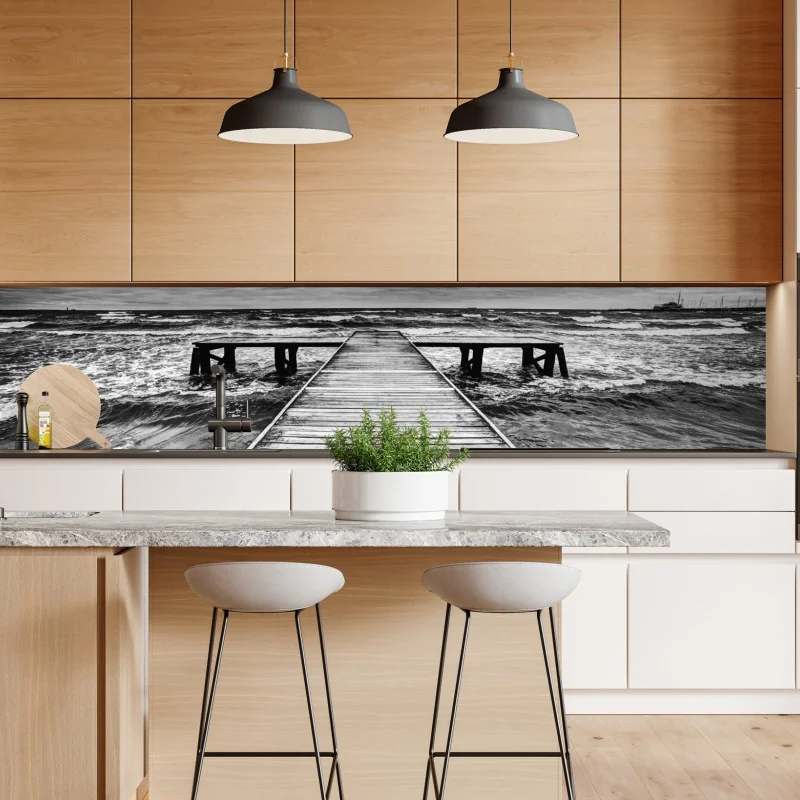 Naklejka repozycjonowalna słoneczna leśna ścieżka wśród sosen – Wallissimo®