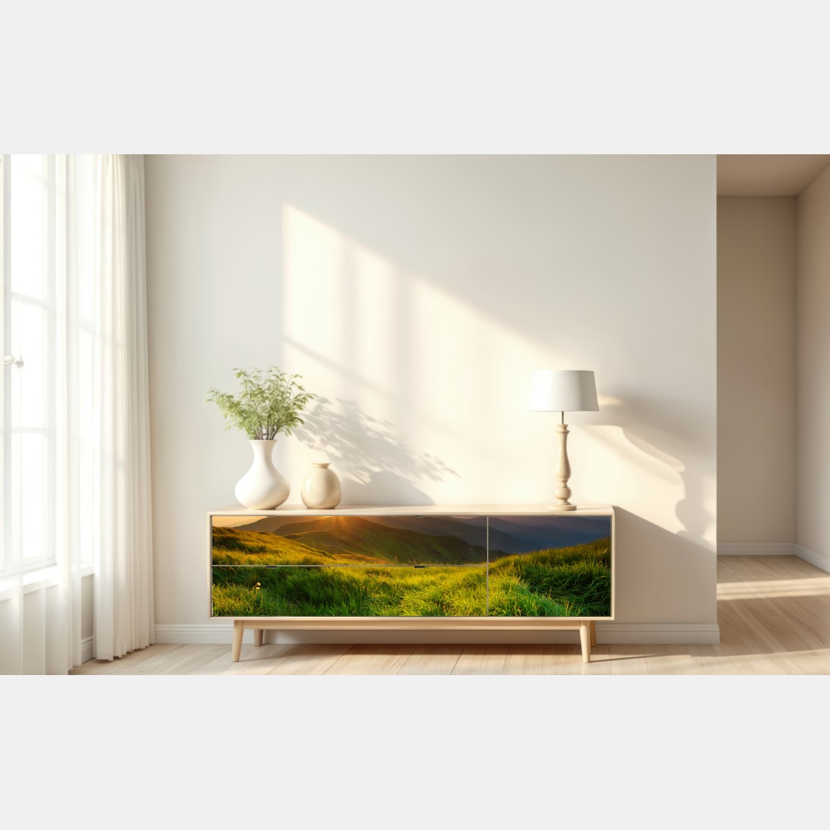 Naklejka repozycjonowalna wschód słońca nad zieloną doliną górską – Wallissimo® Naklejka repozycjonowalna wschód słońca nad zieloną doliną górską – Wallissimo®