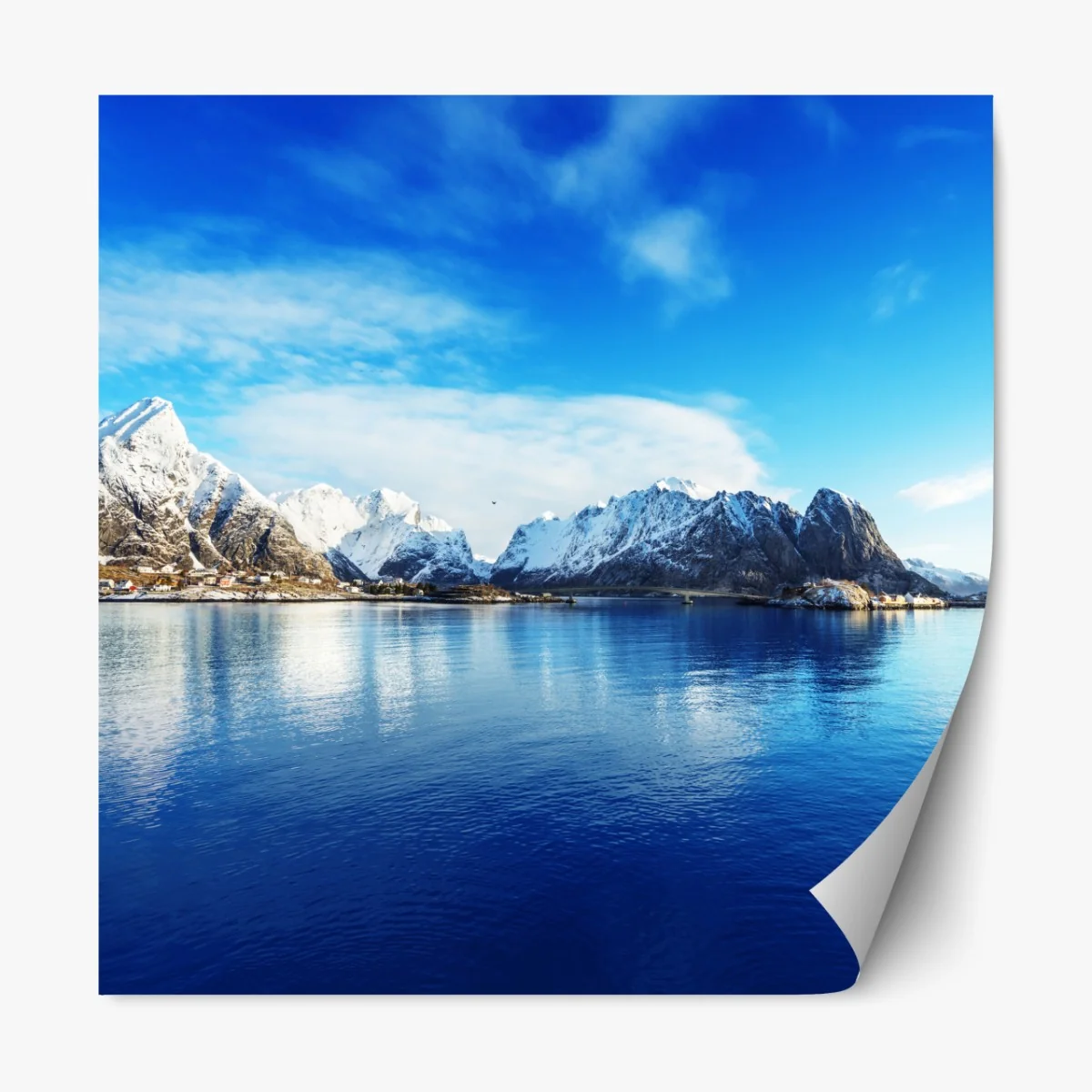 Naklejka repozycjonowalna spokojny zimowy fiord w Reine, Lofoty – Wallissimo® Naklejka repozycjonowalna spokojny zimowy fiord w Reine, Lofoty – Wallissimo®