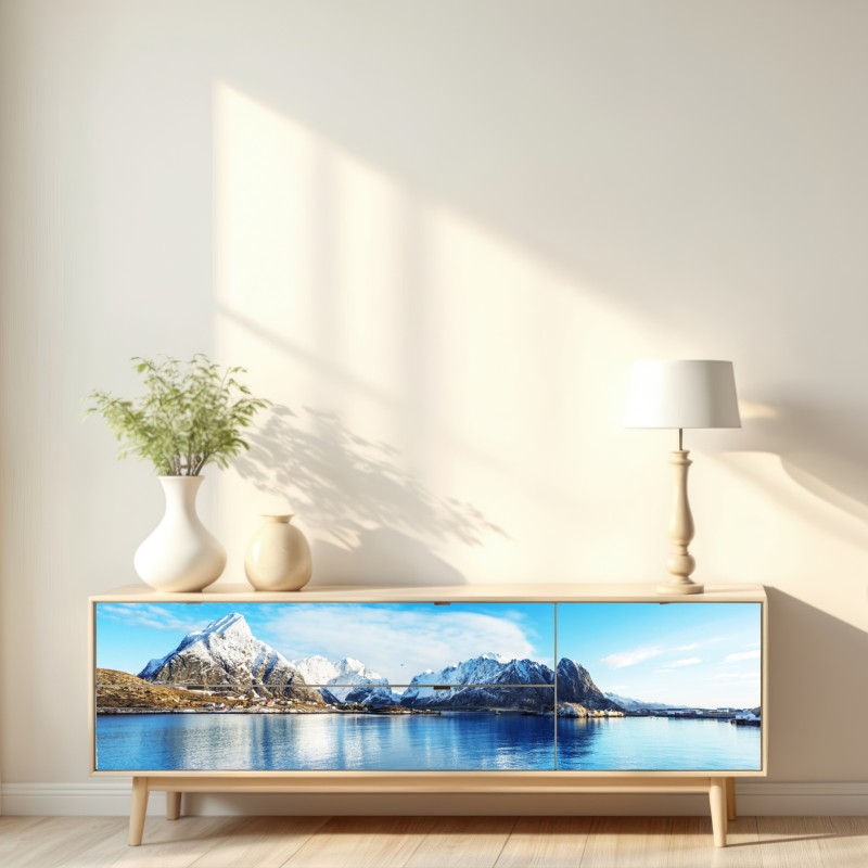 Naklejka repozycjonowalna spokojny zimowy fiord w Reine, Lofoty – Wallissimo® Naklejka repozycjonowalna spokojny zimowy fiord w Reine, Lofoty – Wallissimo®