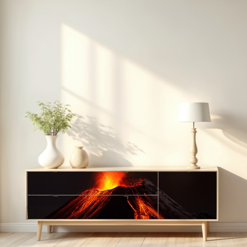 Naklejka repozycjonowalna płonący wulkan nocą – Wallissimo® Naklejka repozycjonowalna płonący wulkan nocą – Wallissimo®