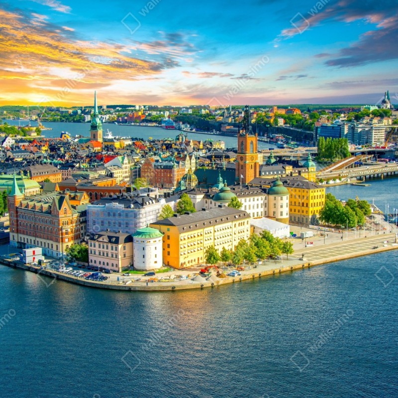 Naklejka repozycjonowalna panorama Sztokholmu o zachodzie słońca – Wallissimo® Naklejka repozycjonowalna panorama Sztokholmu o zachodzie słońca – Wallissimo®