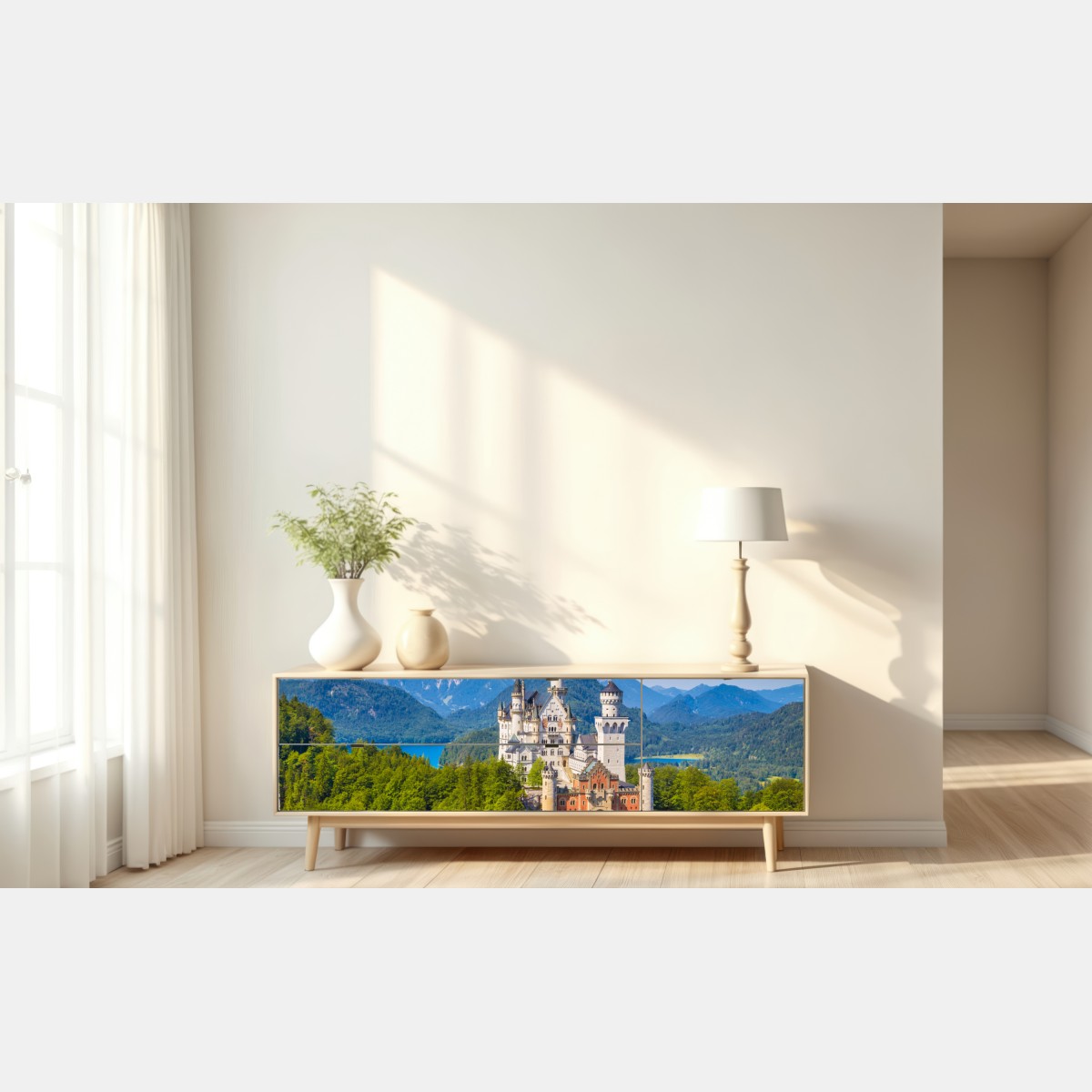 Naklejka repozycjonowalna zamek Neuschwanstein w alpejskim krajobrazie – Wallissimo® Naklejka repozycjonowalna zamek Neuschwanstein w alpejskim krajobrazie – Wallissimo®