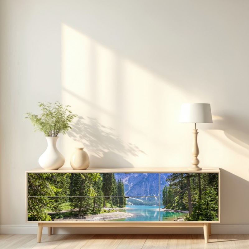 Naklejka repozycjonowalna Pragser Wildsee turkusowe górskie jezioro – Wallissimo® Naklejka repozycjonowalna Pragser Wildsee turkusowe górskie jezioro – Wallissimo®