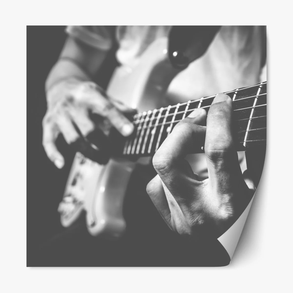 Naklejka repozycjonowalna monochromatyczne zbliżenie gitary – Wallissimo® Naklejka repozycjonowalna monochromatyczne zbliżenie gitary – Wallissimo®