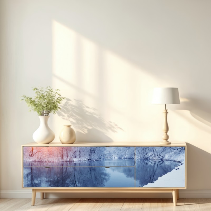 Naklejka repozycjonowalna zimowy krajobraz rzeki o zachodzie słońca – Wallissimo® Naklejka repozycjonowalna zimowy krajobraz rzeki o zachodzie słońca – Wallissimo®