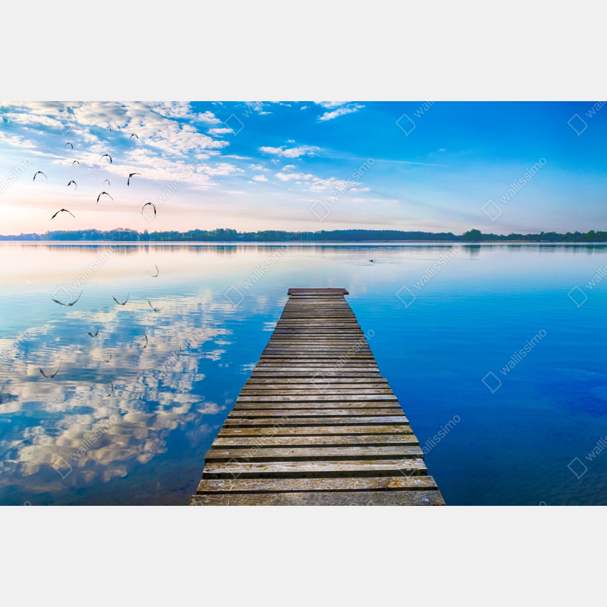 Naklejka repozycjonowalna spokojny pomost nad jeziorem Selment Wielki, Mazury – Wallissimo® Naklejka repozycjonowalna spokojny pomost nad jeziorem Selment Wielki, Mazury – Wallissimo®