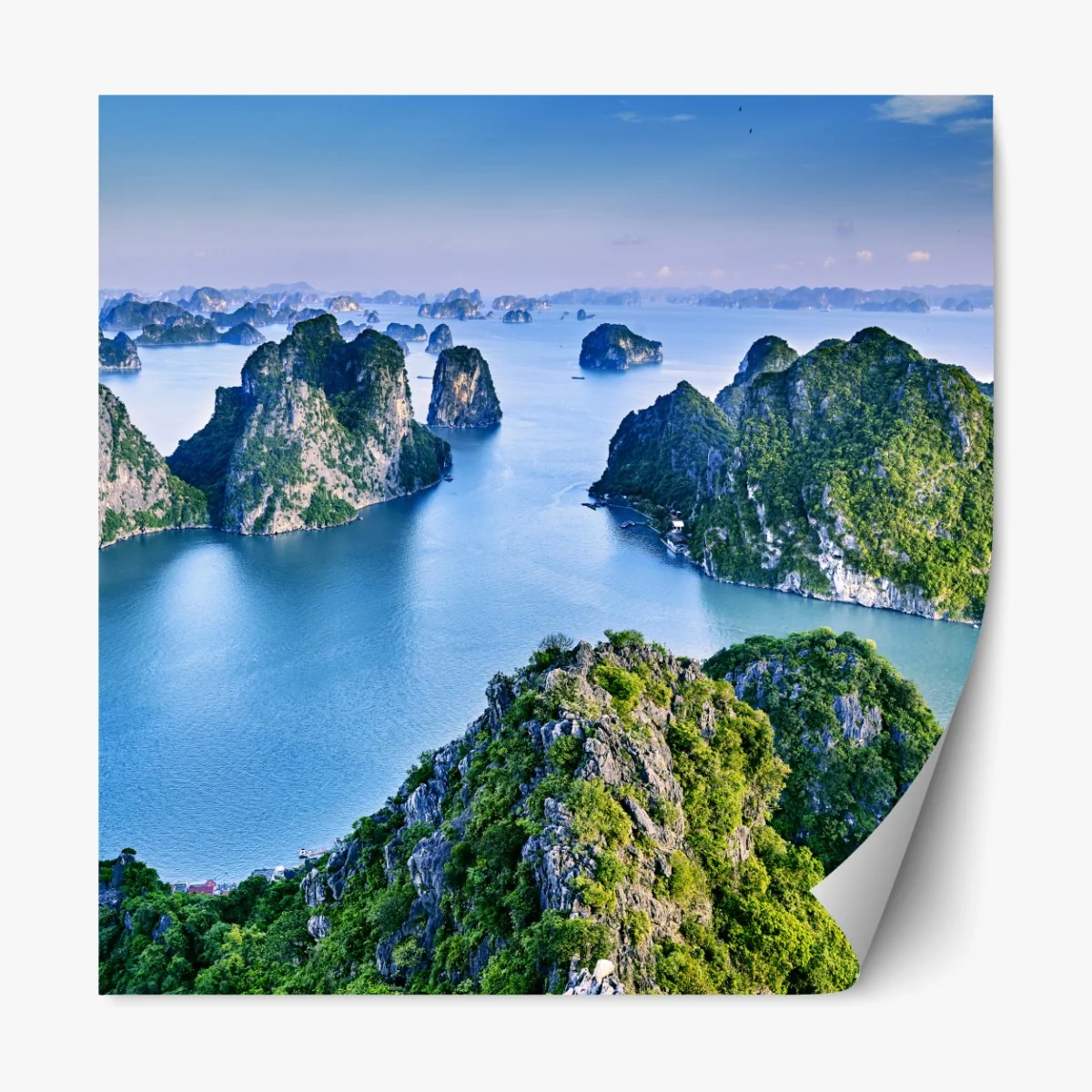 Naklejka repozycjonowalna zatoka Ha Long panorama wapiennych wysp – Wallissimo® Naklejka repozycjonowalna zatoka Ha Long panorama wapiennych wysp – Wallissimo®