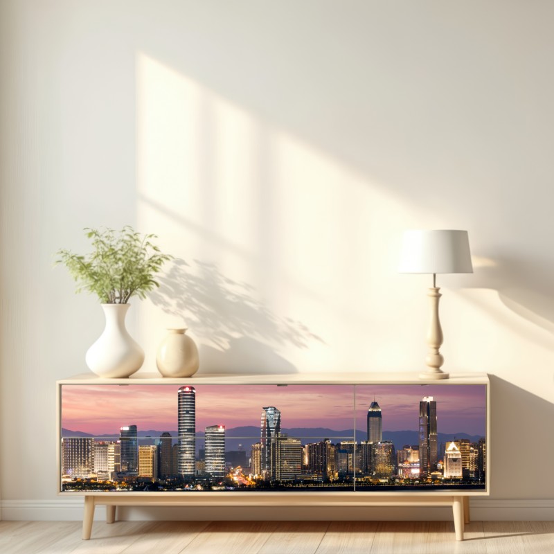 Naklejka repozycjonowalna spokojna panorama miasta o zmierzchu – Wallissimo® Naklejka repozycjonowalna spokojna panorama miasta o zmierzchu – Wallissimo®