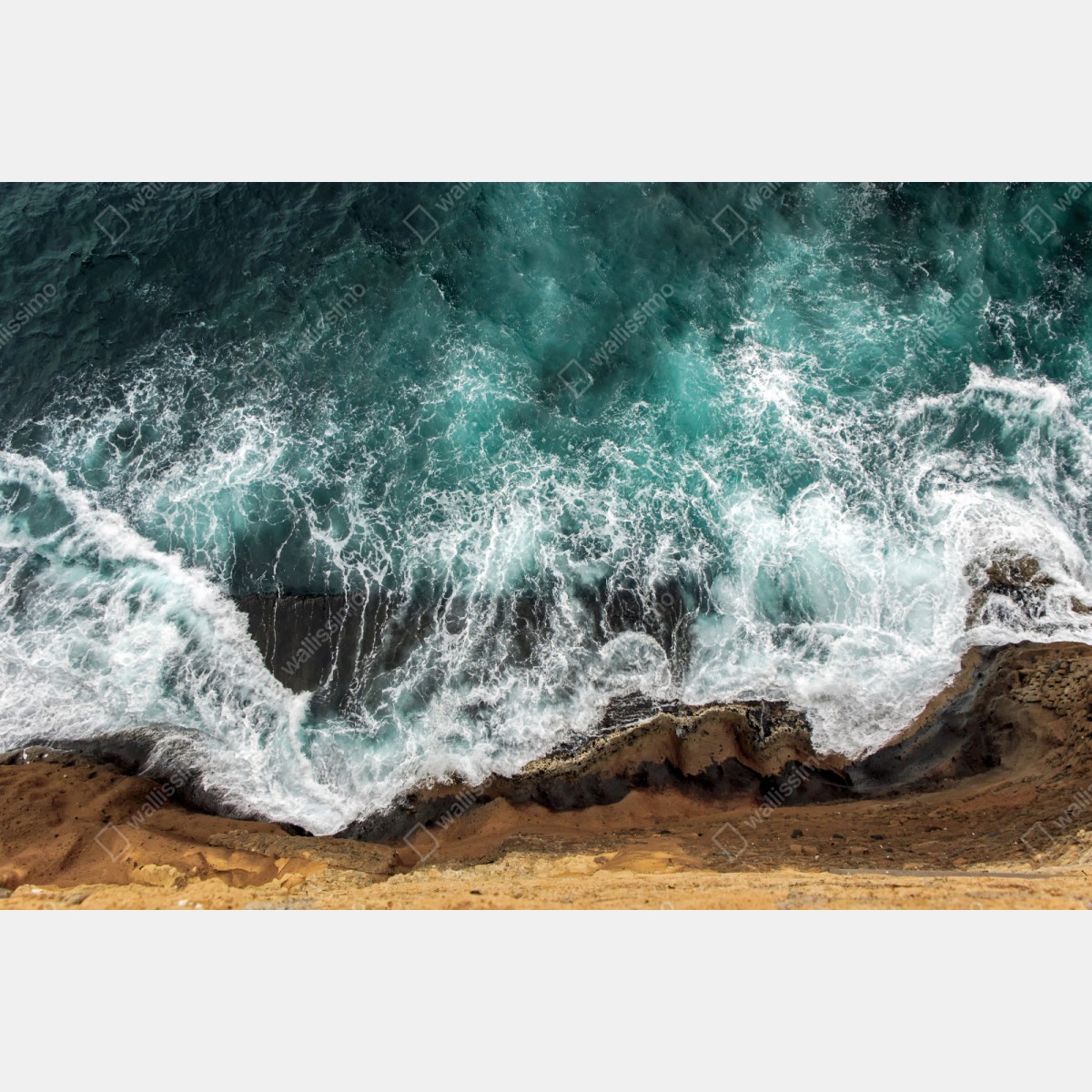 Naklejka repozycjonowalna turkusowe wybrzeże z lotu ptaka z rozbijającymi się falami – Wallissimo® Naklejka repozycjonowalna turkusowe wybrzeże z lotu ptaka z rozbijającymi się falami – Wallissimo®