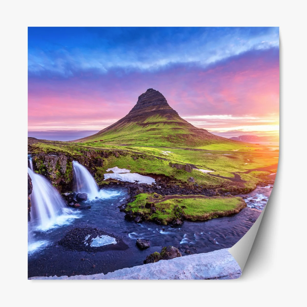 Naklejka repozycjonowalna Kirkjufell o wschodzie słońca – Wallissimo® Naklejka repozycjonowalna Kirkjufell o wschodzie słońca – Wallissimo®