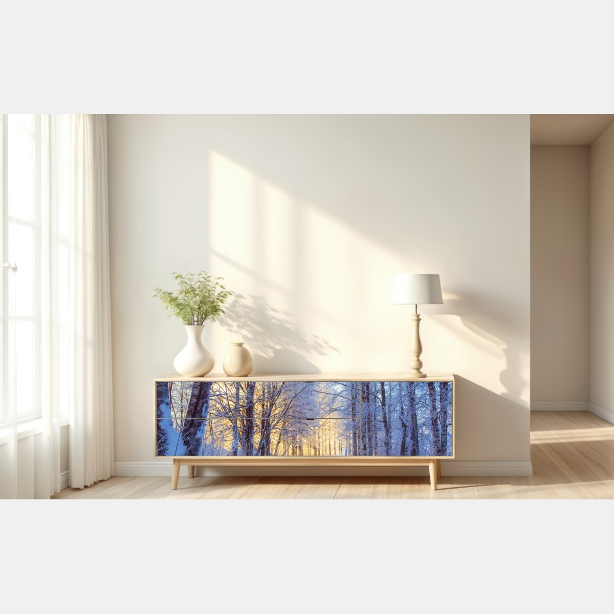 Naklejka repozycjonowalna zimowy las brzozowy ze złotym świtem – Wallissimo® Naklejka repozycjonowalna zimowy las brzozowy ze złotym świtem – Wallissimo®