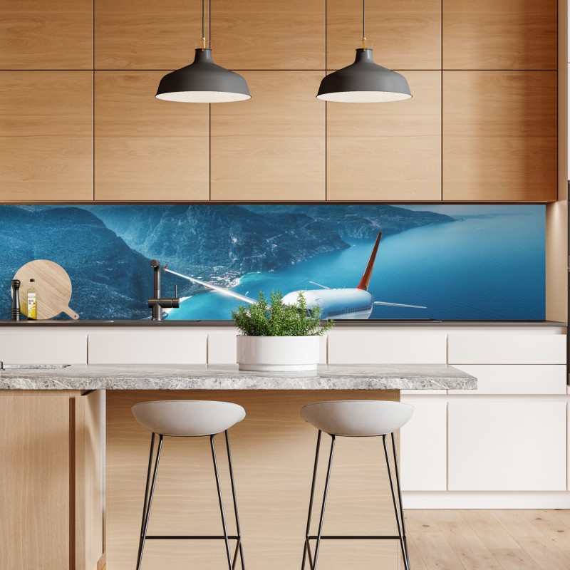 Naklejka repozycjonowalna złote poranne światło nad mglistą rzeką – Wallissimo®