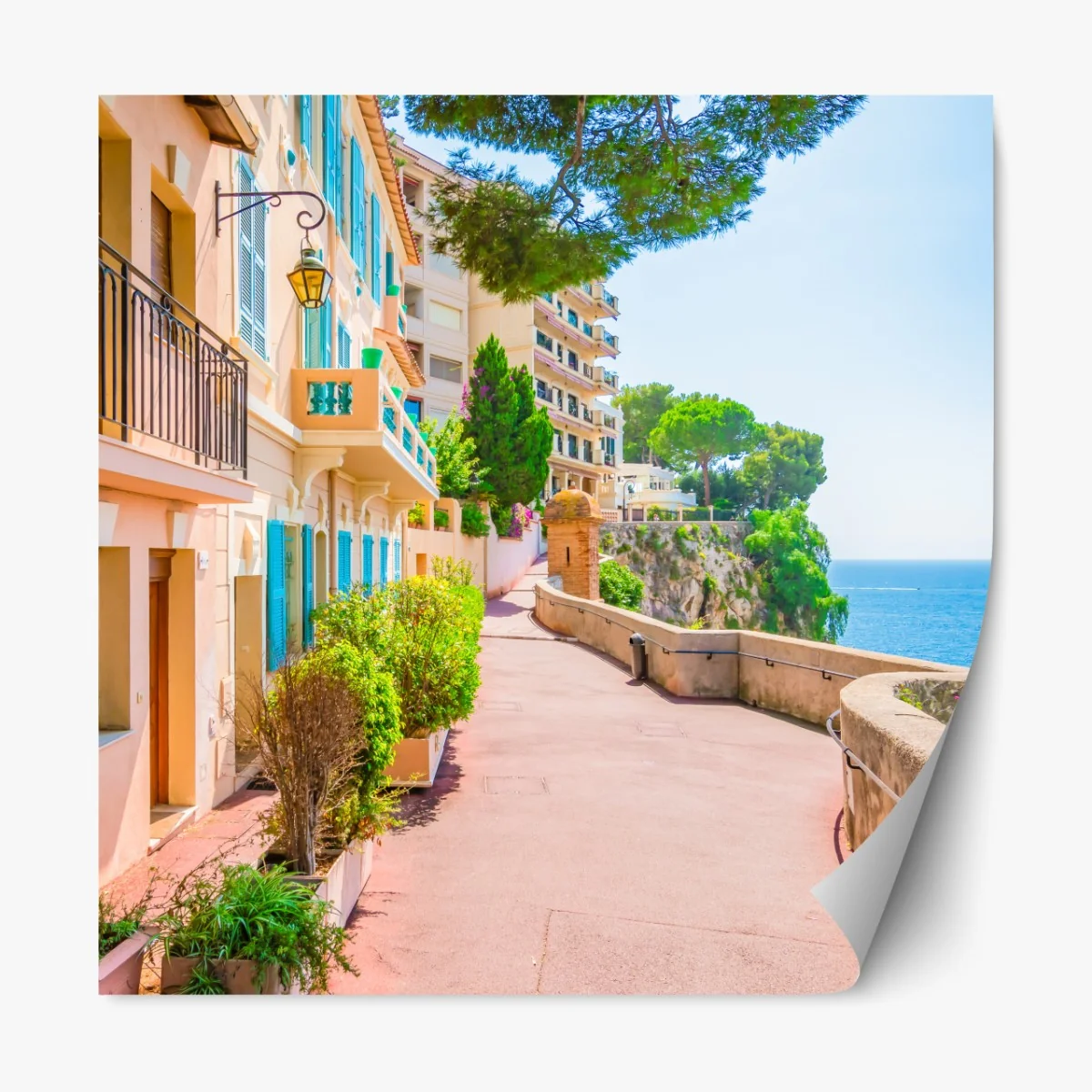 Naklejka repozycjonowalna śródziemnomorska promenada z pastelowymi kamienicami – Wallissimo® Naklejka repozycjonowalna śródziemnomorska promenada z pastelowymi kamienicami – Wallissimo®