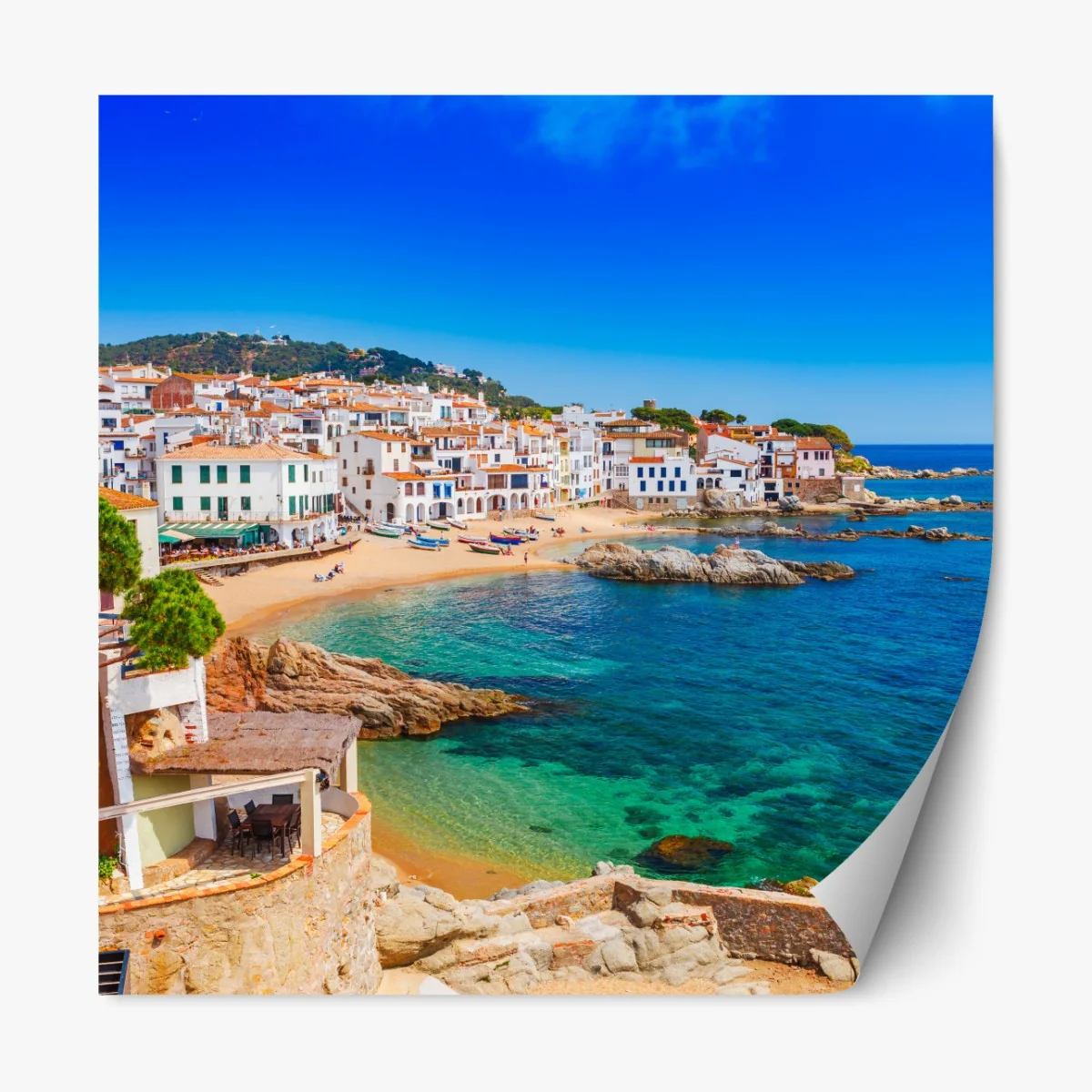 Naklejka repozycjonowalna słoneczna śródziemnomorska wioska nad morzem – Wallissimo® Naklejka repozycjonowalna słoneczna śródziemnomorska wioska nad morzem – Wallissimo®
