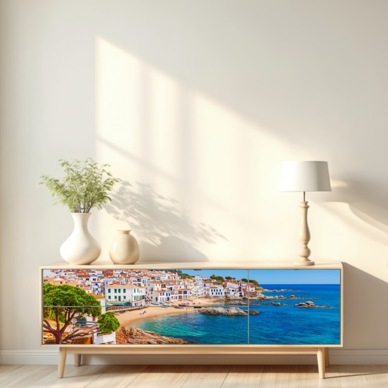Naklejka repozycjonowalna słoneczna śródziemnomorska wioska nad morzem – Wallissimo® Naklejka repozycjonowalna słoneczna śródziemnomorska wioska nad morzem – Wallissimo®