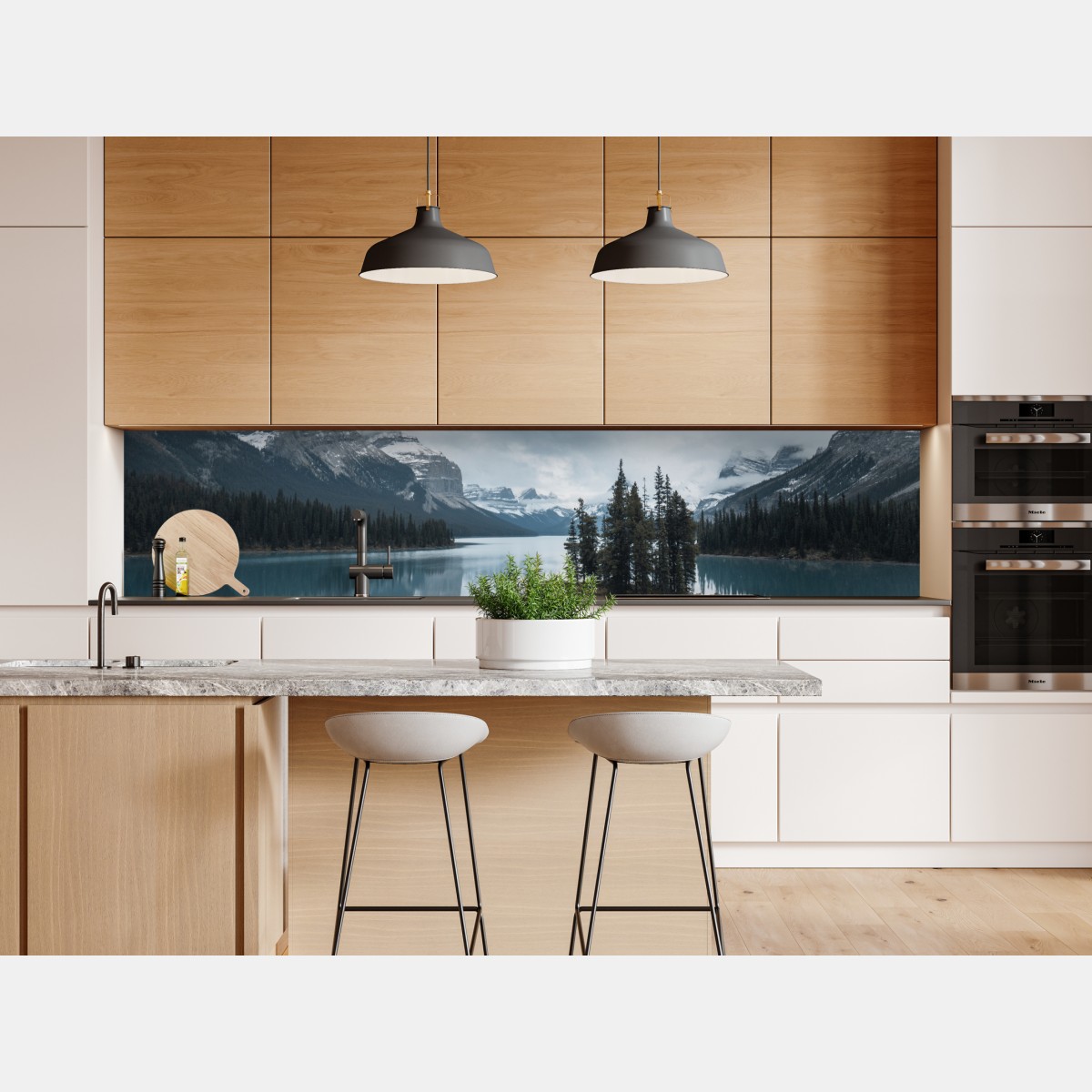 Naklejka repozycjonowalna spokojne alpejskie jezioro z wyspą i kajakiem – Wallissimo® Naklejka repozycjonowalna spokojne alpejskie jezioro z wyspą i kajakiem – Wallissimo®