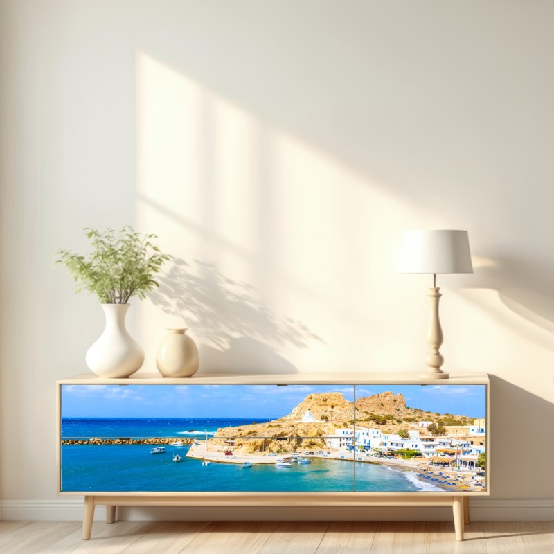 Naklejka repozycjonowalna słoneczny port Finiki na wybrzeżu Karpathos – Wallissimo® Naklejka repozycjonowalna słoneczny port Finiki na wybrzeżu Karpathos – Wallissimo®