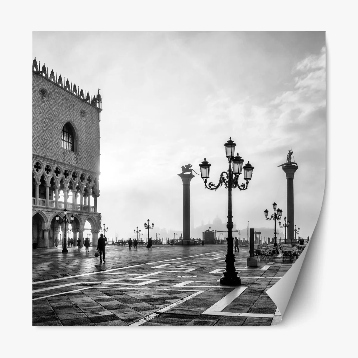 Naklejka repozycjonowalna Wenecja plac w porannej mgle – Wallissimo® Naklejka repozycjonowalna Wenecja plac w porannej mgle – Wallissimo®