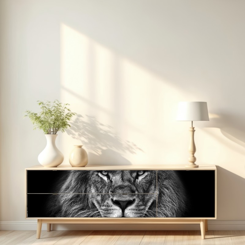 Naklejka repozycjonowalna majestatyczny portret lwa w monochromie – Wallissimo® Naklejka repozycjonowalna majestatyczny portret lwa w monochromie – Wallissimo®