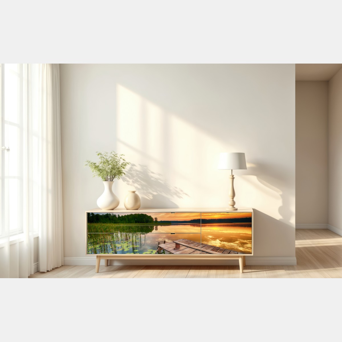 Naklejka repozycjonowalna złoty wschód słońca nad spokojnym jeziorem – Wallissimo® Naklejka repozycjonowalna złoty wschód słońca nad spokojnym jeziorem – Wallissimo®