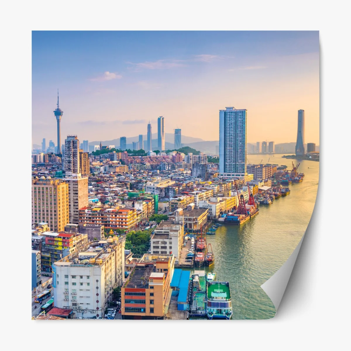 Naklejka repozycjonowalna Macao panorama miasta o zachodzie słońca – Wallissimo® Naklejka repozycjonowalna Macao panorama miasta o zachodzie słońca – Wallissimo®