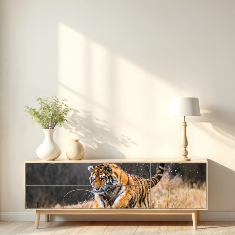 Naklejka repozycjonowalna tygrys Syberyjski w biegu – Wallissimo® Naklejka repozycjonowalna tygrys Syberyjski w biegu – Wallissimo®