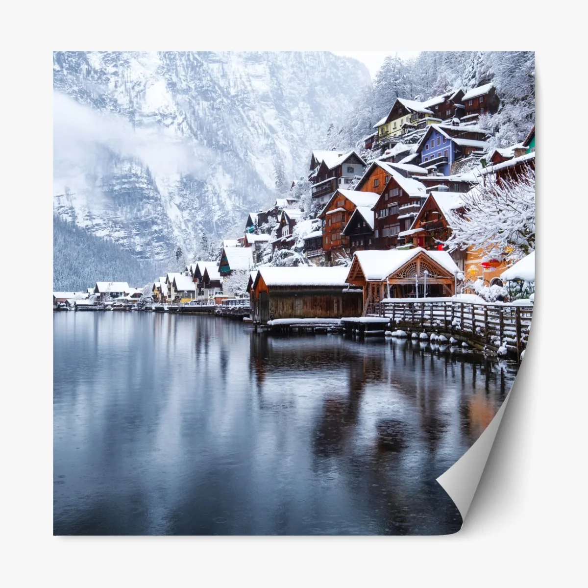 Naklejka repozycjonowalna śnieżna wieś Hallstatt nad jeziorem – Wallissimo® Naklejka repozycjonowalna śnieżna wieś Hallstatt nad jeziorem – Wallissimo®