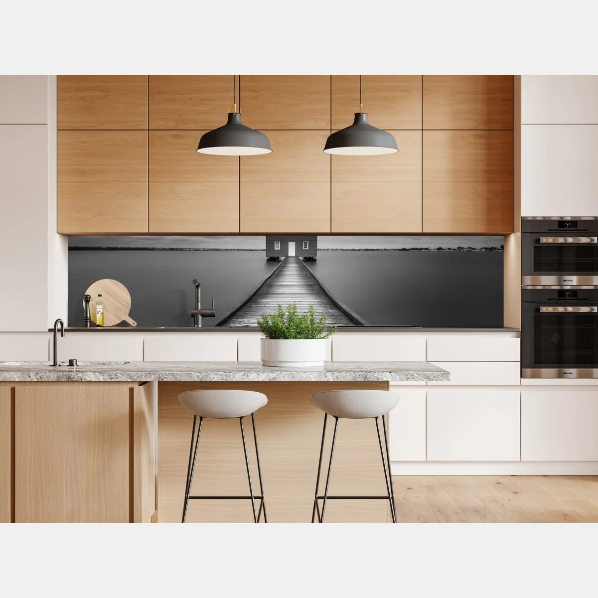 Naklejka repozycjonowalna samotny domek na pomoście nad spokojną wodą – Wallissimo® Naklejka repozycjonowalna samotny domek na pomoście nad spokojną wodą – Wallissimo®