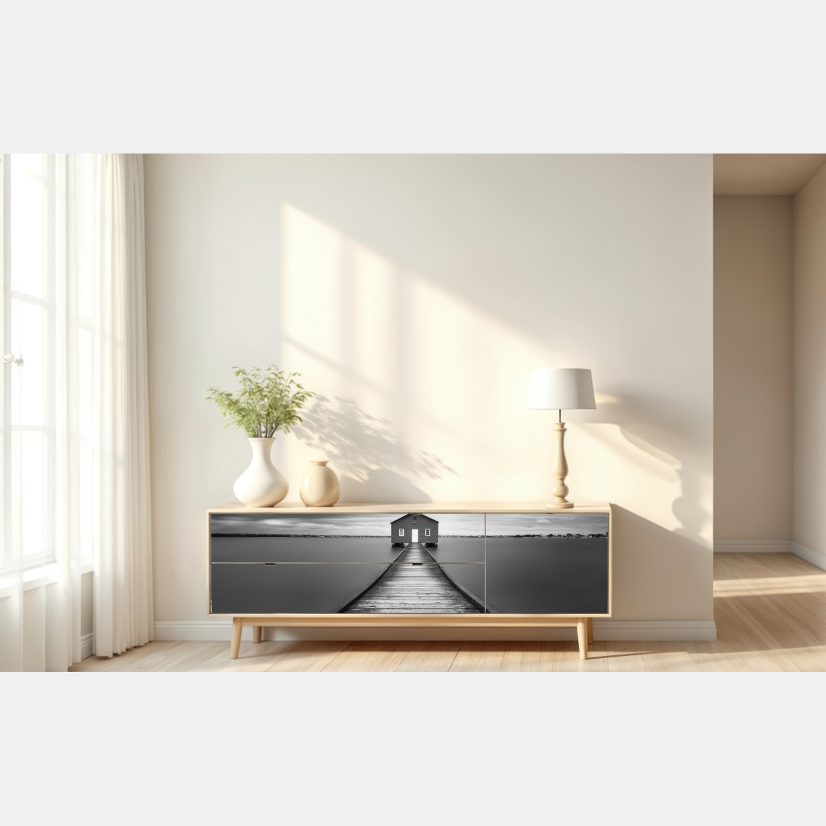 Naklejka repozycjonowalna samotny domek na pomoście nad spokojną wodą – Wallissimo® Naklejka repozycjonowalna samotny domek na pomoście nad spokojną wodą – Wallissimo®