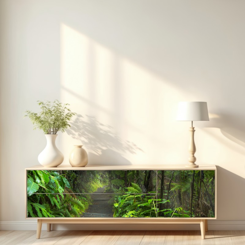 Naklejka repozycjonowalna bujny las deszczowy na szlaku Kilauea Iki, Hawaje – Wallissimo® Naklejka repozycjonowalna bujny las deszczowy na szlaku Kilauea Iki, Hawaje – Wallissimo®