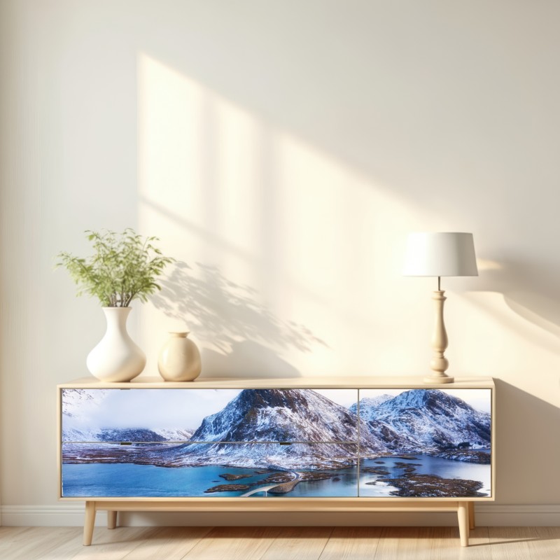 Naklejka repozycjonowalna Lofoty most i góra z lotu ptaka – Wallissimo® Naklejka repozycjonowalna Lofoty most i góra z lotu ptaka – Wallissimo®