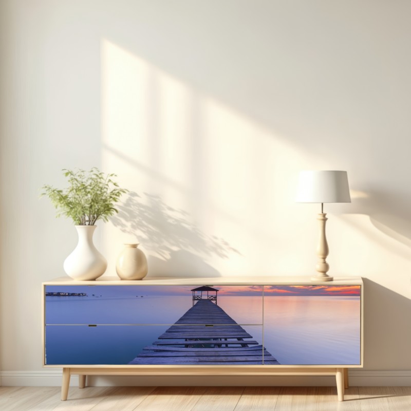 Naklejka repozycjonowalna spokojne drewniane molo o zachodzie słońca – Wallissimo® Naklejka repozycjonowalna spokojne drewniane molo o zachodzie słońca – Wallissimo®