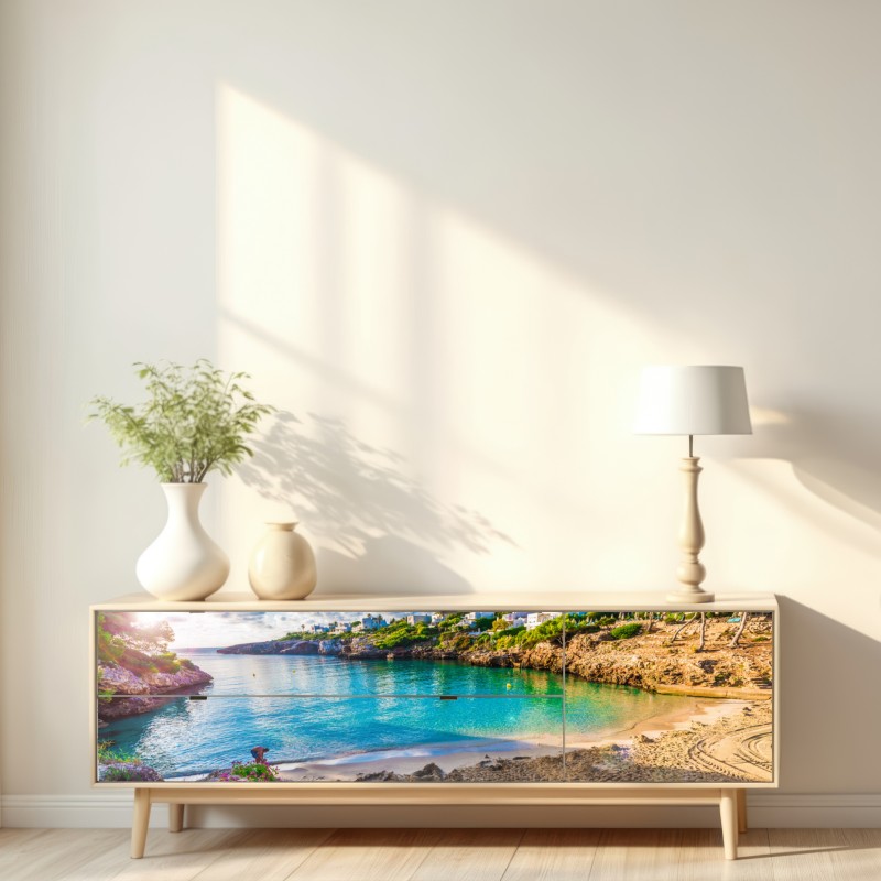 Naklejka repozycjonowalna słoneczna Cala Esmeralda zatoka w turkusie – Wallissimo® Naklejka repozycjonowalna słoneczna Cala Esmeralda zatoka w turkusie – Wallissimo®