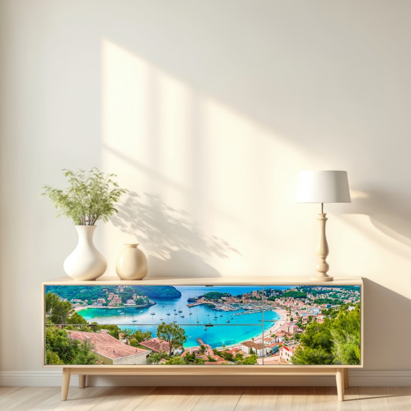 Naklejka repozycjonowalna słoneczna panorama Port de Soller – Wallissimo® Naklejka repozycjonowalna słoneczna panorama Port de Soller – Wallissimo®