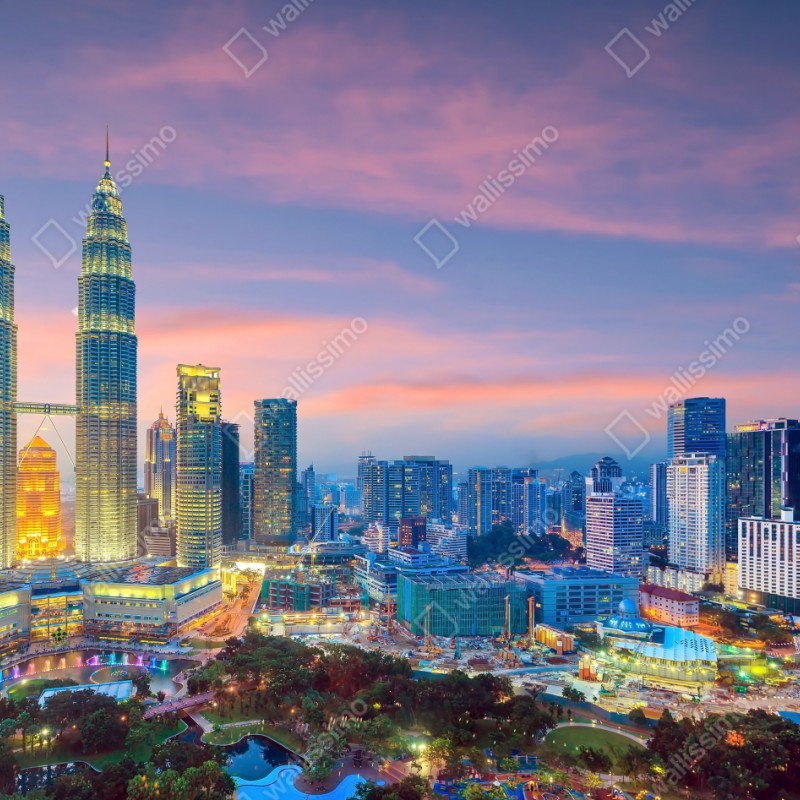 Naklejka repozycjonowalna Kuala Lumpur panorama miasta o zmierzchu – Wallissimo® Naklejka repozycjonowalna Kuala Lumpur panorama miasta o zmierzchu – Wallissimo®